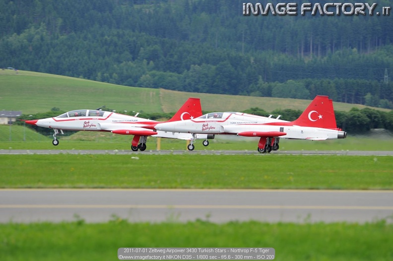2011-07-01 Zeltweg Airpower 3430 Turkish Stars - Northrop F-5 Tiger.jpg